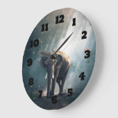 太陽に照らされた森林清算のアジアゾウ ラージ壁時計 (傾斜)