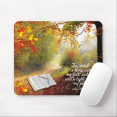 太陽に照らされた秋経路と聖書 マウスパッド (マウス)