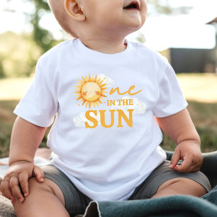 太陽のなかのひとり ゲスト・オブ・オナー 1歳の誕生日 ベビーTシャツ