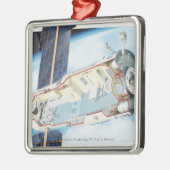 太陽のな動力を与えられた宇宙局の横断面 メタルオーナメント (左)