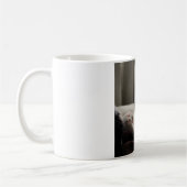 太陽のマグカップの中で眠っているカリコ コーヒーマグカップ (左)