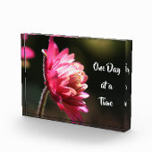 太陽の下で一度に引用文の花 フォトブロック (右)