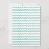 太陽の下で色鮮やかなプールパーティー 1歳の誕生日 招待状 (裏面)