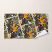 太陽の下の秋の葉 バスタオルセット (ハンドタオル)