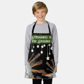 太陽の中のギターの弦 エプロン (着用した状態)