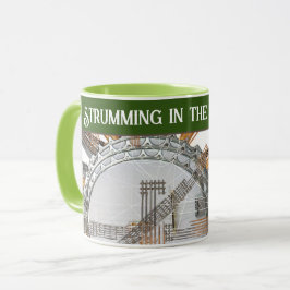 太陽の中のギターの弦 マグカップ