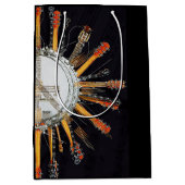 太陽の中のギターの弦 ミディアムペーパーバッグ (正面)