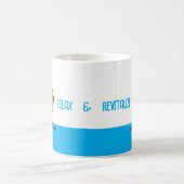 太陽の中の帆船と再リラックス生する コーヒーマグカップ (中央)