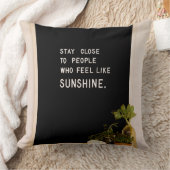 太陽の光が好きな人々の近感じくに滞在する クッション (ブランケット)