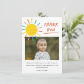 太陽の周りを初めて回る子供の写真の誕生日 サンキューカード (スタンド正面)