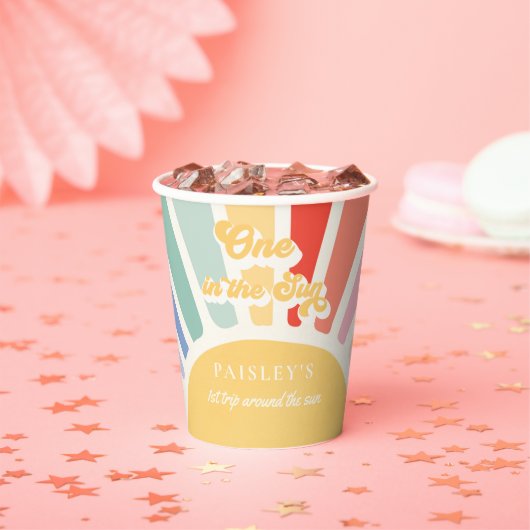 太陽の太陽の中の1つ太陽の太陽の下にミュート虹 紙コップ (インサイチュ)