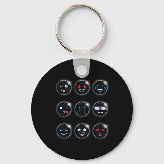 太陽の皆既食04.08.2024顔間抜けおもしろい少年 キーホルダー (正面)