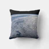 太陽の輝きは南太平洋の海に。 クッション (裏面)