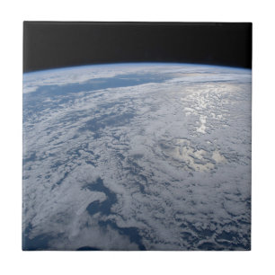 太陽の輝きは南太平洋の海に。 タイル