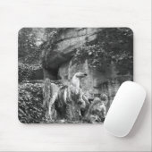 太陽の2頭の馬に手入れをするトリトン マウスパッド (マウス)