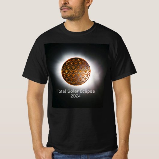 太陽のEclipse 2024きらめく金ゴールドの花 Tシャツ (正面)