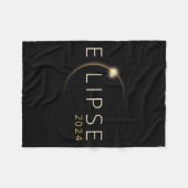太陽のEclipse 2024総太陽のEclipse 4.08.24 1 フリースブランケット (正面(横))