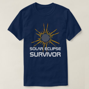 太陽のEclipse Surviverのカスおもしろいタマイズ Tシャツ