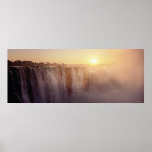 太陽はビクトリアのスプレーの後ろに昇る ポスター (正面)