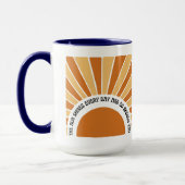 太陽は毎日のように輝くので、11/// マグカップ (左)