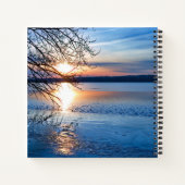 "太陽は毎朝昇る"ゴールデンアワーの写真 ノートブック (裏面)