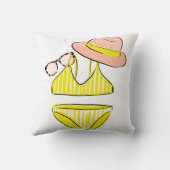 太陽を吸収 – 黄色の水着 クッション (裏面)