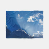 太陽光線の壁アート 青空 ミニマリストの雲 フリースブランケット (正面(横))