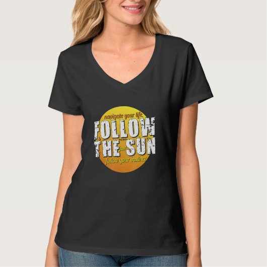 太陽後を追が本能の楽観後を追的を削る Tシャツ (正面)