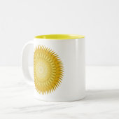 太陽曼荼羅（黄） ツートーンマグカップ (正面左)