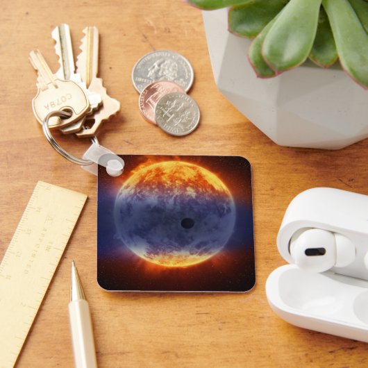 太陽系外惑星Gj 3470bの水素ガス雲 キーホルダー (デスク)