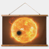 太陽系外惑星Wasp-107bはガスの巨人である 吊り下げ型タペストリー (正面)
