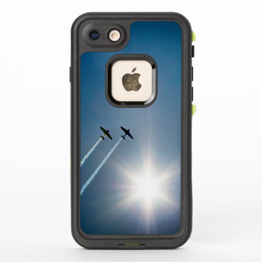 太陽飛んでいると青空の飛行機。 LifeProof iPhoneケース (裏面)
