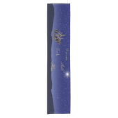 夫が今も彼にクリスマスを求める ショートテーブルランナー (正面)