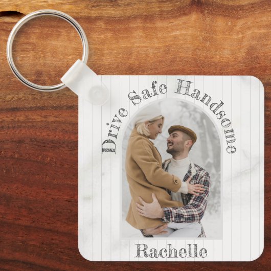 夫の彼氏カスタムの写真に安全な贈り物をドライブ キーホルダー (正面)