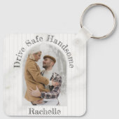 夫の彼氏カスタムの写真に安全な贈り物をドライブ キーホルダー (裏面)