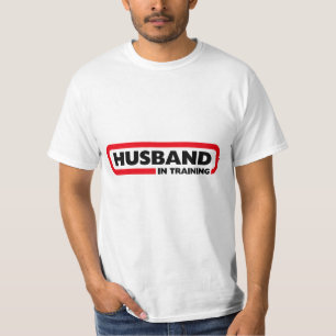 夫の研修 – バレンタイン・デー・ユーモア Tシャツ