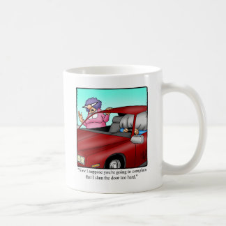 夫の笑わされる車のユーモアのマグギフト コーヒーマグカップ