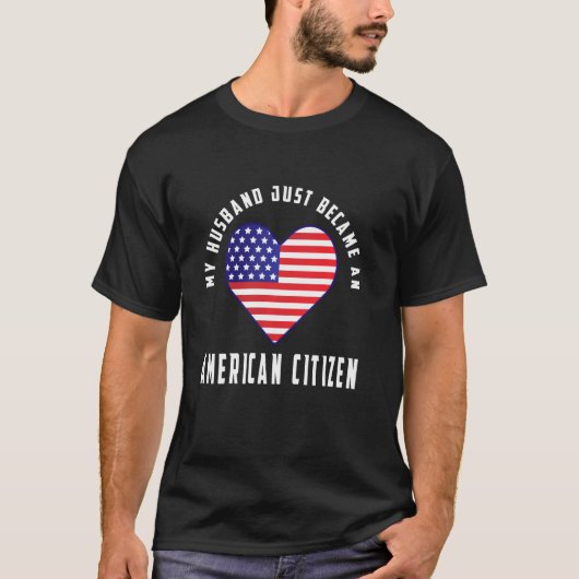 夫はアメリカ人のマッチンになったばかりだ Tシャツ (正面)
