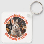 夫を運転熱狂するして…うさぎ キーホルダー (裏面)