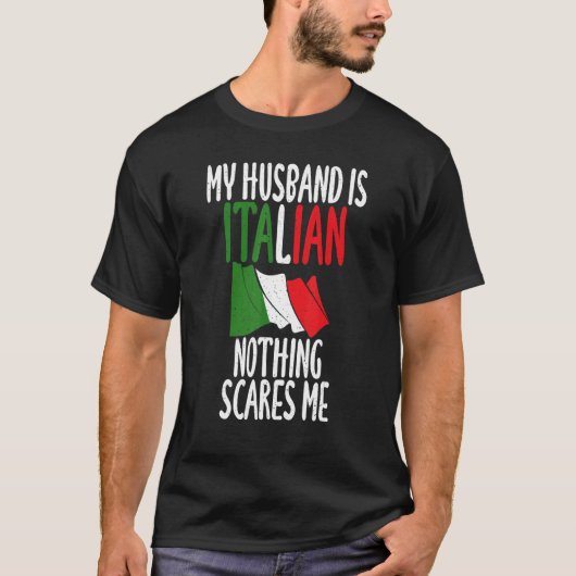 夫イタリアンに旗を立てることは何も恐イタリアンろしいことではない Tシャツ (正面)