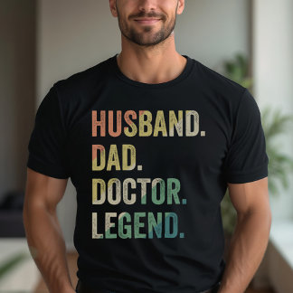 夫パパドクターレジェンドドクおもしろいター Tシャツ
