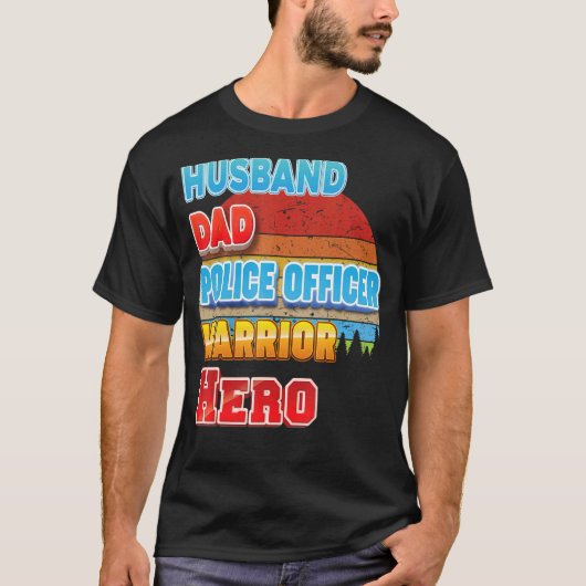 夫パパ警察官の戦士の英雄の父の日 Tシャツ (正面)
