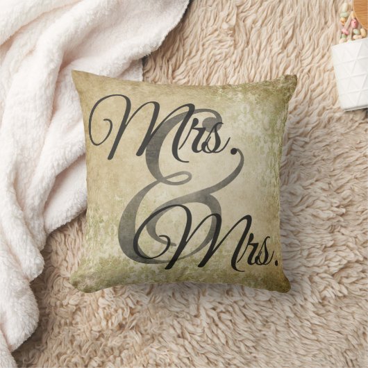 夫人およびWornパーソナライズな夫人のレズビアンの結婚式 クッション (ブランケット)