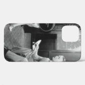 夫婦が電車の中で一緒に座っている Case-Mate iPhoneケース (裏面 (横))