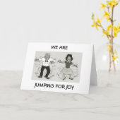 夫婦は飛び跳ねて誕生日 カード (黄色い花)