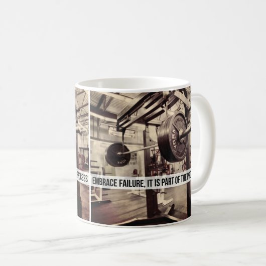 失敗を受け入れる。ボディビルトレーニング やる気を起こさせる コーヒーマグカップ (正面右)