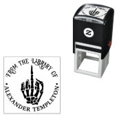 失礼なスケルトンの手の人差し指 ライブラリー 本の名前 セルフインキングスタンプ (インサイチュ)