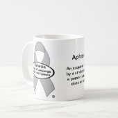 失語症の認識度の銀のリボンプロダクト コーヒーマグカップ (正面左)