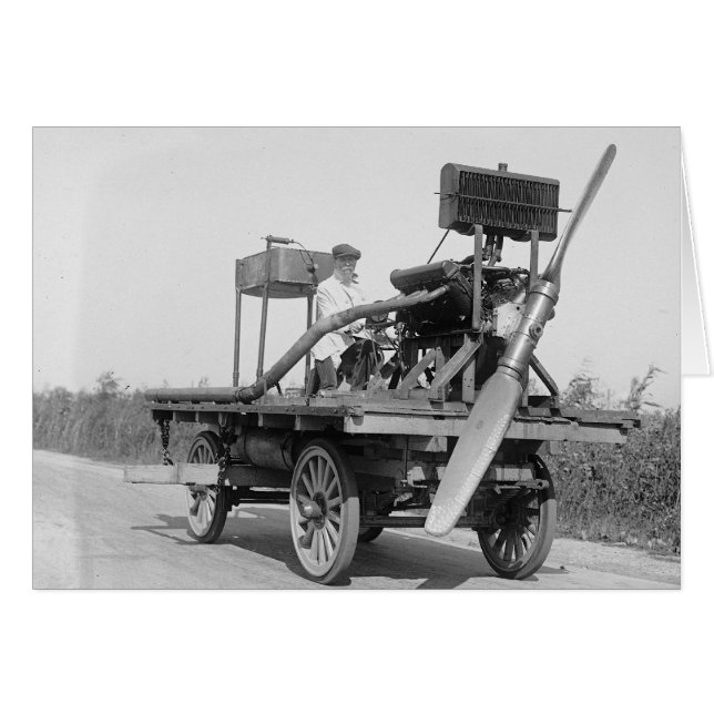 奇妙なプロペラ自動車, 1922年 (正面横)