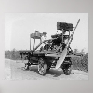 奇妙なプロペラ自動車、1922年。ヴィンテージ写真 ポスター